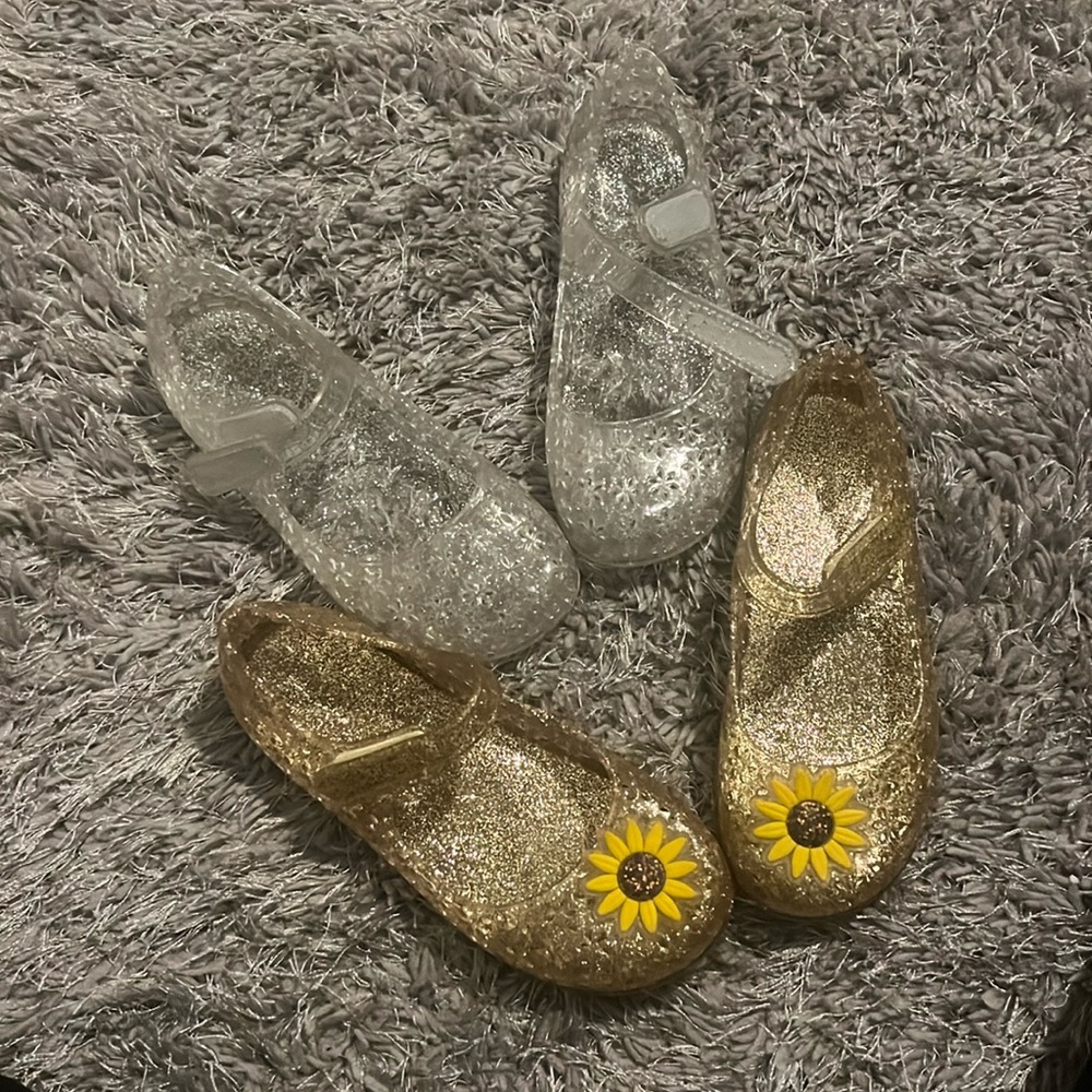 Gold and Clear glitter jelly sandals